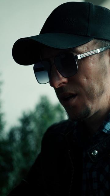 Гоша Грачевский - Молча посижу смотреть онлайн