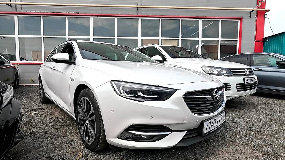 2018 OPEL INSIGNIA Sport Tourer ДИЗЕЛЬНЫЙ УНИВЕРСАЛ. смотреть онлайн