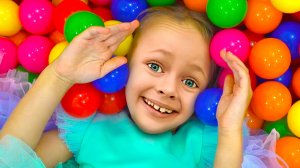 Прыжки — Детская песня Майи и Маши+Детские сборники