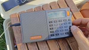 тест самодельной антенны для радиоприёмника XHDATA D808