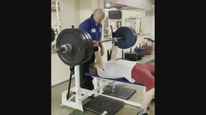 Егор Зобач. Жим лежа 125*2*3 под. и 115*3 раза.