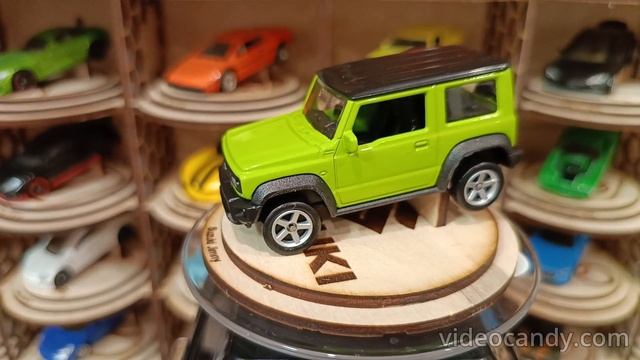 Suzuki Jimny смотреть онлайн