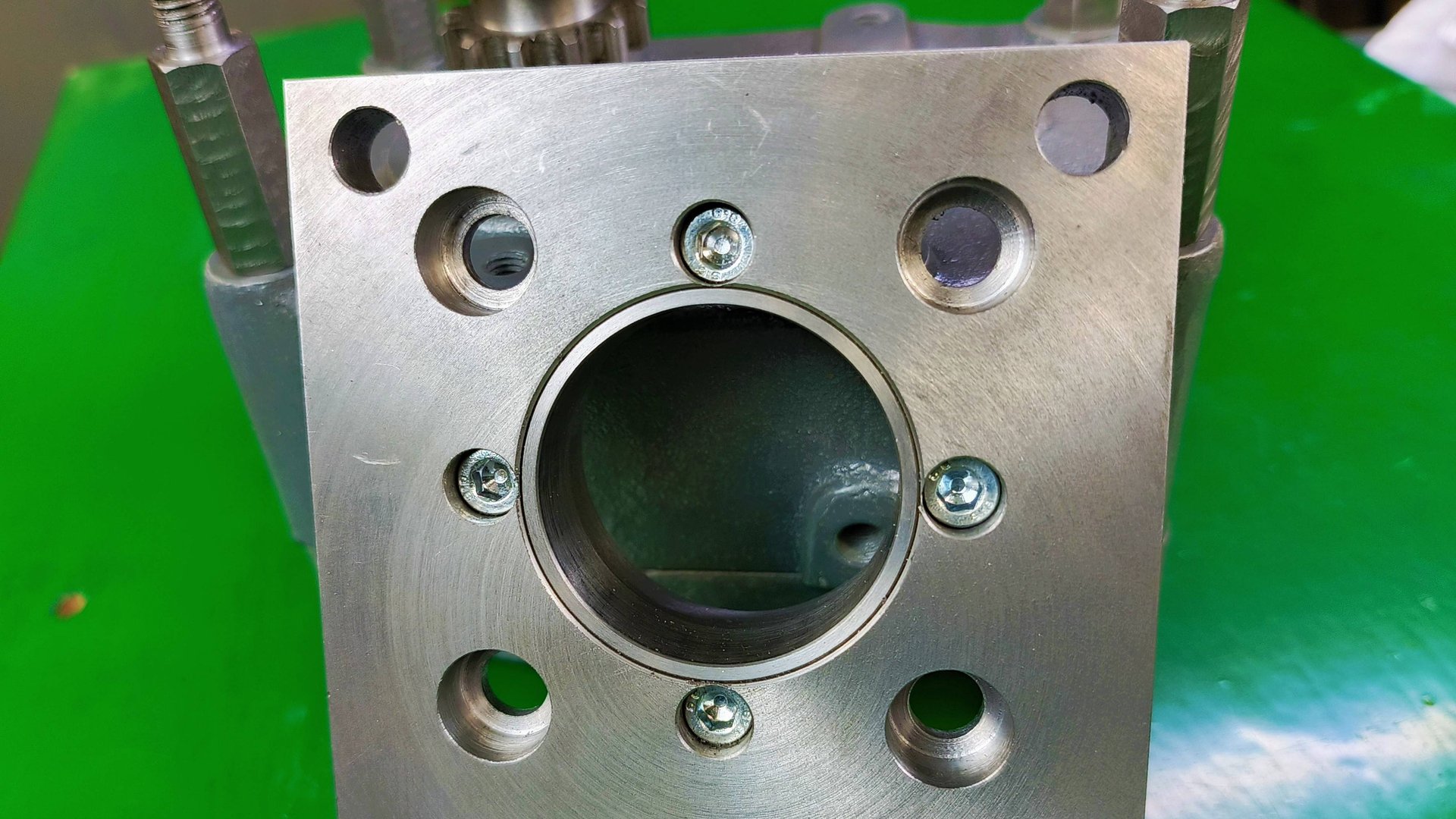 Затеял очередную модернизацию смотреть онлайн