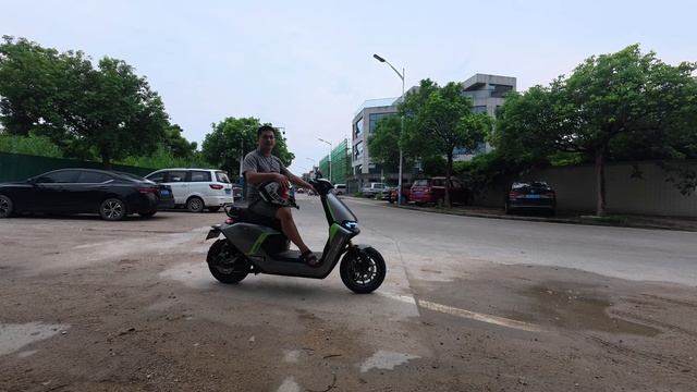 Собираем ДВА мощных электроскутера Ninebot M3 95c Max / ZEEHO AE4 MAX