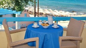 Греция КРИТ. Завтрак в отеле Fereniki. смотреть онлайн