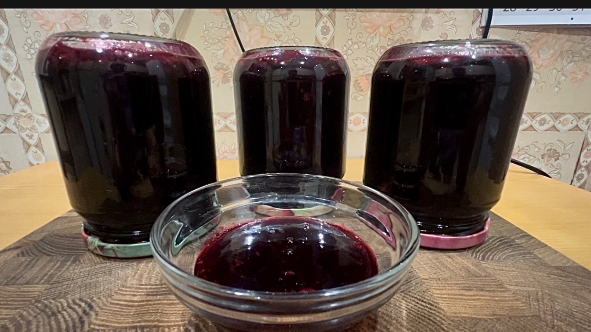 КОНСЕРВАЦИЯ. ДЖЕМ ИЗ ЧЕРНОЙ СМОРОДИНЫ. Пальчики оближешь 😋 смотреть онлайн