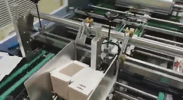 Изготовление коробки с двухсгибным окошком на окошковклейке  Galaxy Panorama 920T в Подмосковье