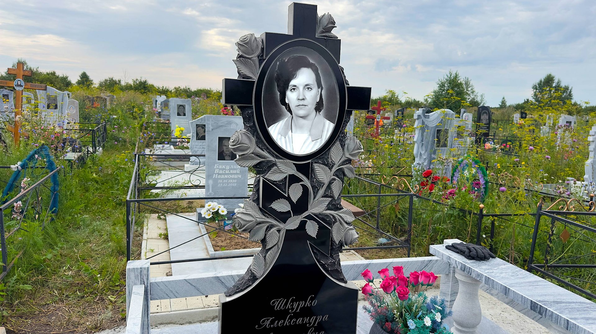 Они уже не с нами, царствие им небесное КЛАДБИЩЕ МОЛОДЫХ. г. ПЕТРОПАВЛОВСК. Сегодня 23 июля 2025 г. смотреть онлайн