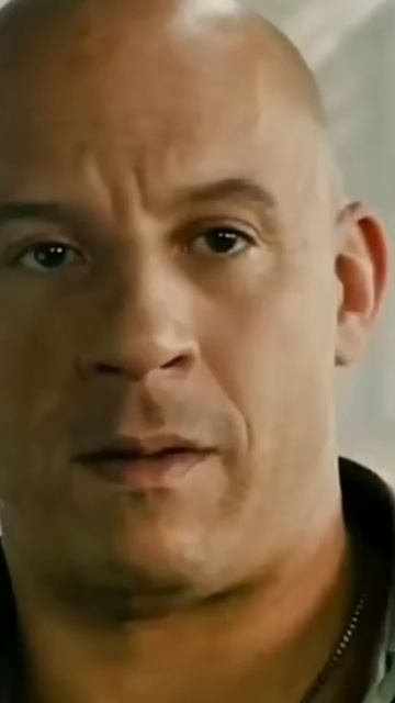 Дед катается #shorts смотреть онлайн