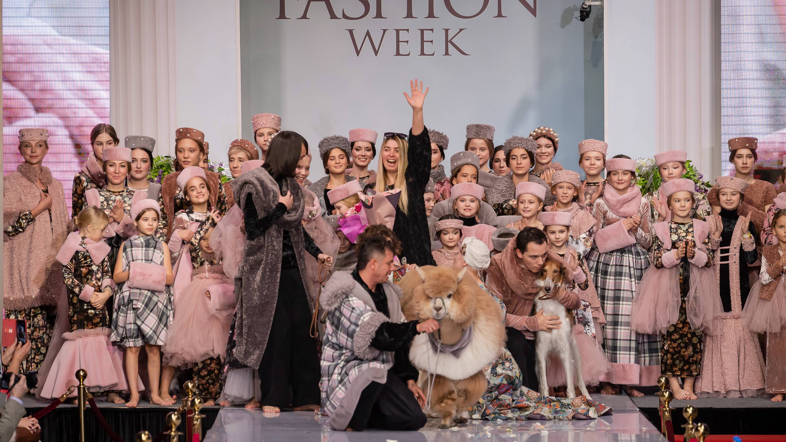 Показ Надежды Шибиной на Estet Fashion Week