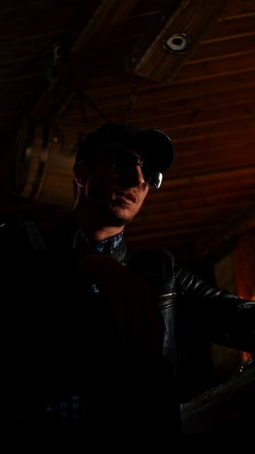 Гоша Грачевский - Молча посижу смотреть онлайн