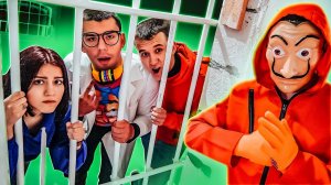 ZNAK 6 серия - В ТЮРЬМЕ У ХЕЙТЕРОВ! КАК СНЯТЬ КОДОВЫЙ ОШЕЙНИК! Нашли профессора в бункере!