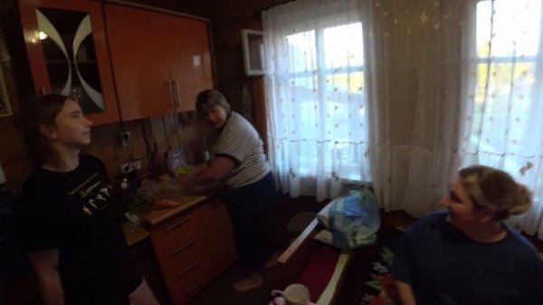 ЕДЕМ ВСЕЙ СЕМЬЕЙ В РОССИЮ 2025 | НАРЕЗКА ИЗ НЕСКОЛЬКИХ ДНЕЙ #laowai