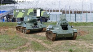 Танки Т-70 и Т-34-85, парк "Патриот",  10 мая 2025