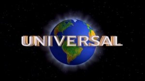 Заставка компании “Universal Pictures” и “20th Century Fox Home Entertainment”