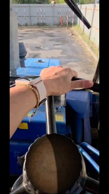 Покатушки на тракторах !😎💥 смотреть онлайн