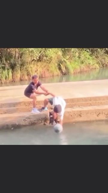 Поймал😆😆😆 смотреть онлайн