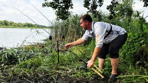 Большого Амура на фидер таскал пол часа! Амур поломал фидер!
