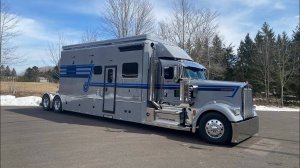 Kenworth W900L 100th Anniversary: Квартира на колесах