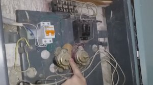 Установка электросчётчика в квартире Зануление Непонятные провода Электрика