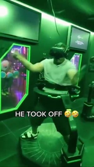 Как отдыхают пацаны, когда собираются компанией😂