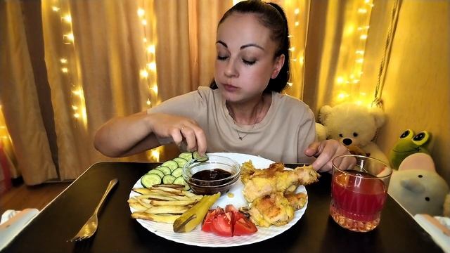 Мукбанг🍗Запечённая курица в панировке, Жареная картошка 🥗🍟Разговоры о еде ☺️🤤 смотреть онлайн