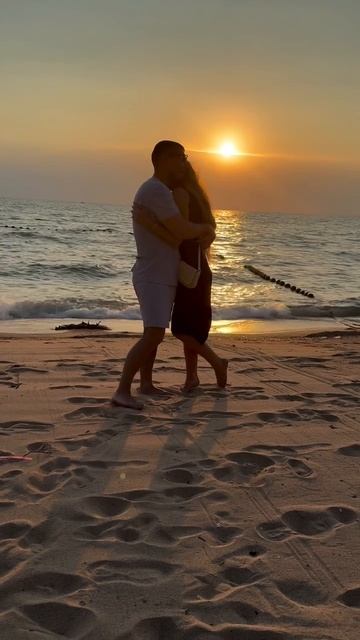 И что мы имеем? -ЛЮБОВЬ Остальное все будет... смотреть онлайн