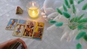 Расклад с потока на медленно идущего к тебе мужчину