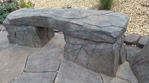 Лавочки и скамейка из бетона своими руками. Зона отдыха.