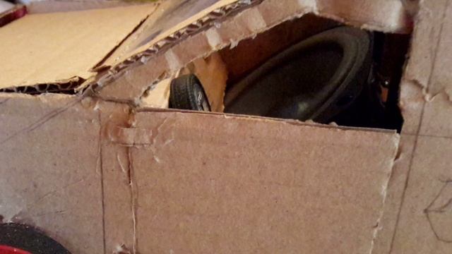 Валево на картонной машинке