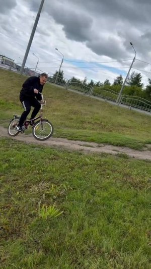 Почему застревает велосипед?