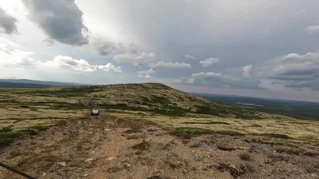 По гребню. Простор!