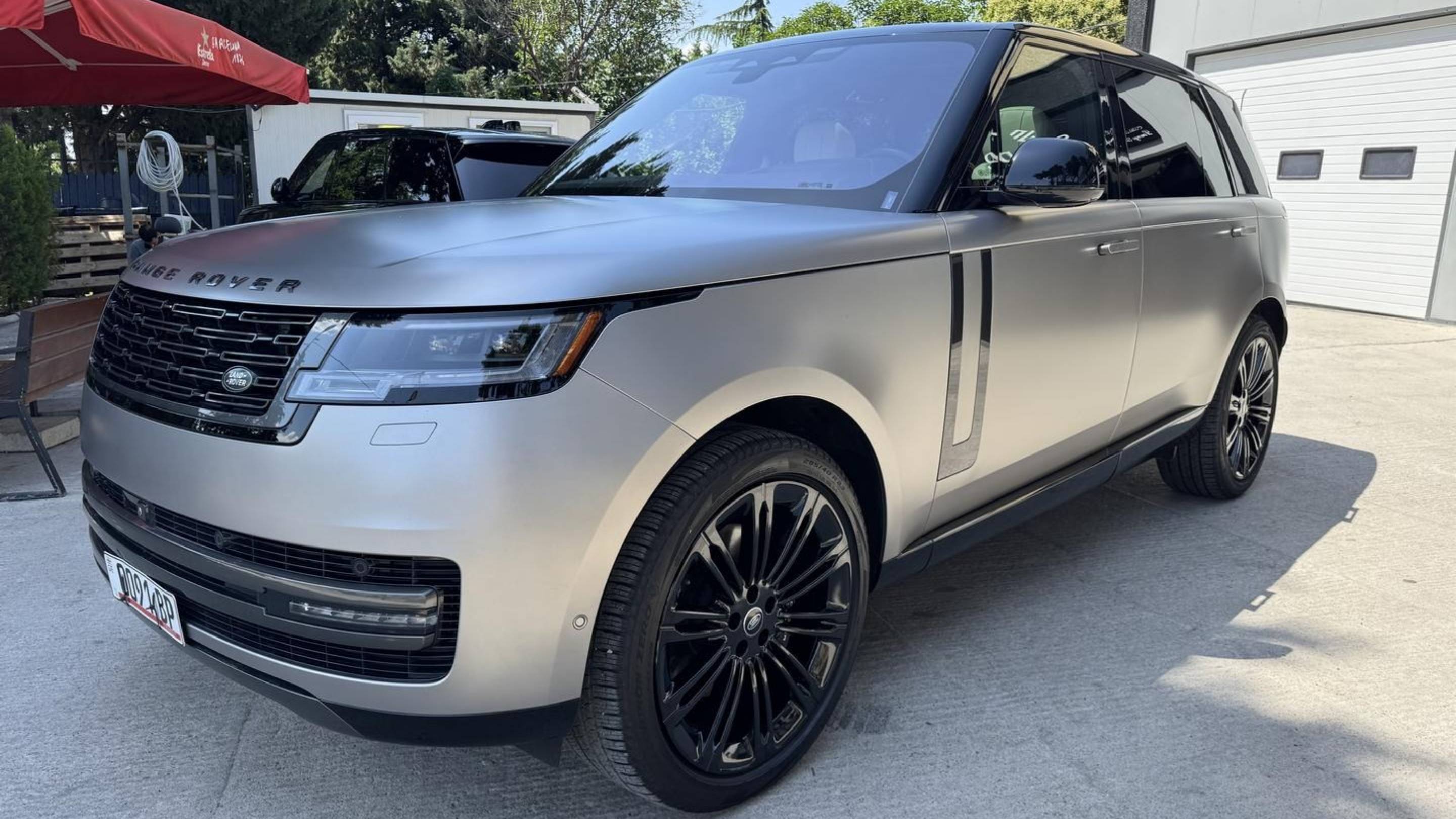 Осмотр Рендж Ровера Грузия Land Rover Range Rover P400 MHEV V смотреть онлайн