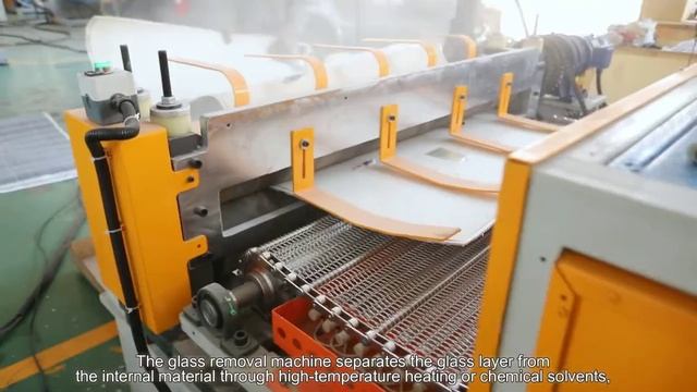 Машина для переработки фотоэлектрических панелей_ Станок для удаления стекла фотоэлектро-панелей смотреть онлайн