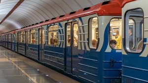 Москва. Поездка на метро-поезде 81-714.5М по Люблинской-Дмитривской линии.