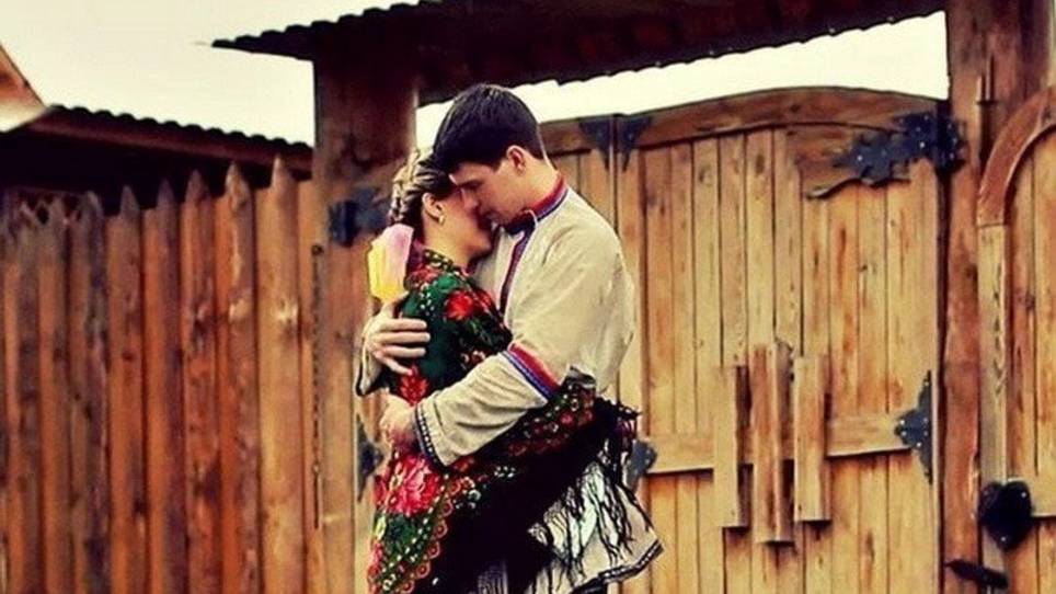 Мелодия-стихи В.Ляхова,муз и исп.нейросеть,монтаж В.Зубковой смотреть онлайн