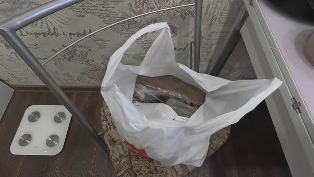 Покупки в магазине "Нахотка" / Что я купил на 1200 руб ? / А как с ценами на "Материке" ? смотреть онлайн