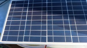 Умывальник и душ на солнечной батарее