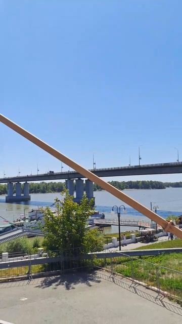 Колесо обозрения на пл. Баварина в Барнауле смотреть онлайн