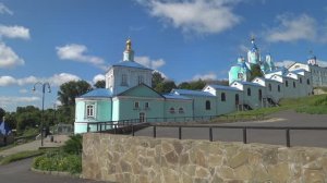 Покраска крыши. Монастырь «Коренная пустынь»