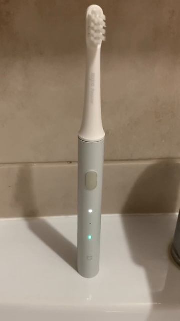 Зубы в порядке, щётка на зарядке смотреть онлайн