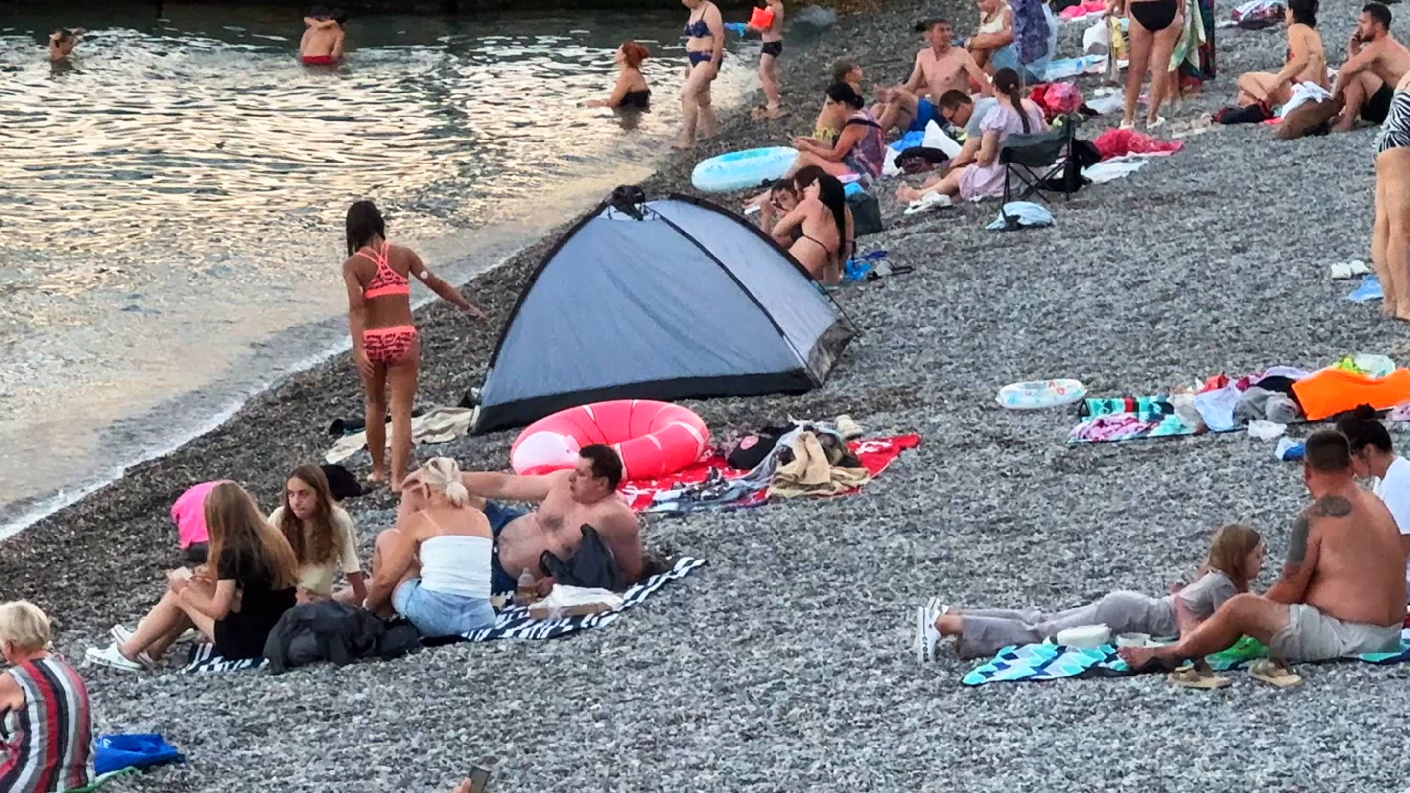 Массандровский пляж .Набережная Ялта 25.07.2025 смотреть онлайн