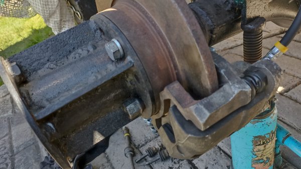 Дисковые тормозы на мини трактор