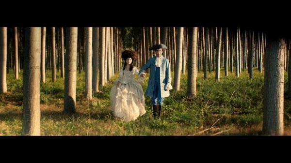 MIKA - Boum Boum Boum (Official Video)