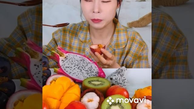 АСМР/Поедание фруктов на камеру/Лето/ASMR/Мукбанг смотреть онлайн
