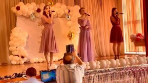 Виктория Булахова, Арина и Софья Сметские - Лететь 25.06.2022 Выпускной