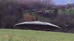 Летающая Тарелка с Серыми Инопланетянами