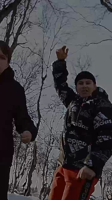 Я ВСЕГДА БУДУ ОДИН У МЕНЯ ТАК МНОГО ДЕНЕГ ЧТО МОИ МОЗГИ НА МЕСТЕ