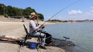 Рыбалка на водохранилище с фидерной снастью, ловля густеры