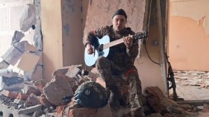 ПЕСНЯ С ПЕРЕДОВОЙ ПРО МАМУ. Мама не плачь. Расиль Кушов